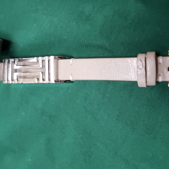 Tory Burch Fitbit Silver Bracelet - Picture 2 of 4